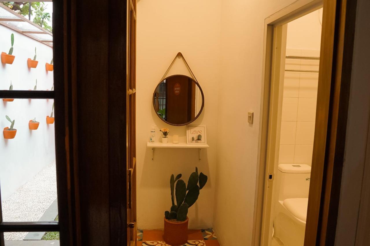 Roemah Renjana Bandung Bed & Breakfast Eksteriør bilde