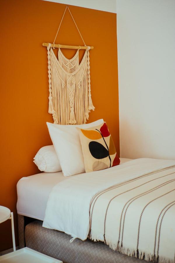 Roemah Renjana Bandung Bed & Breakfast Eksteriør bilde